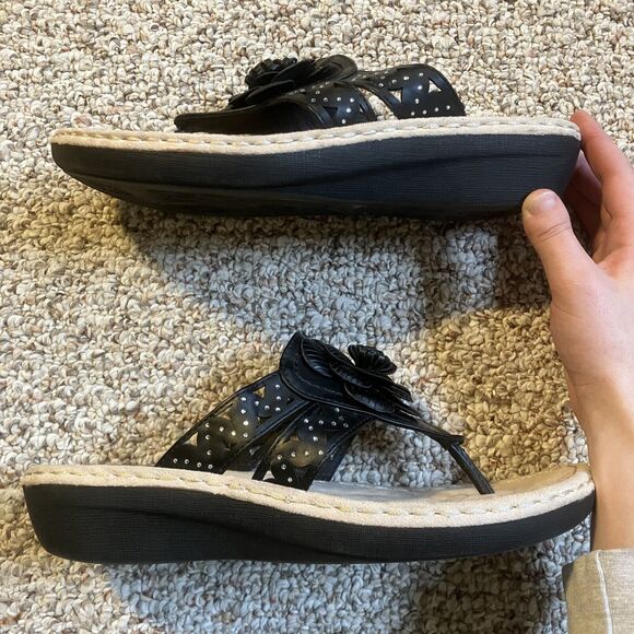 Cliffs by White Mountain Cynthia Sandals Size 10 M Slide On Black Floral Studded - Picture 8 of 11